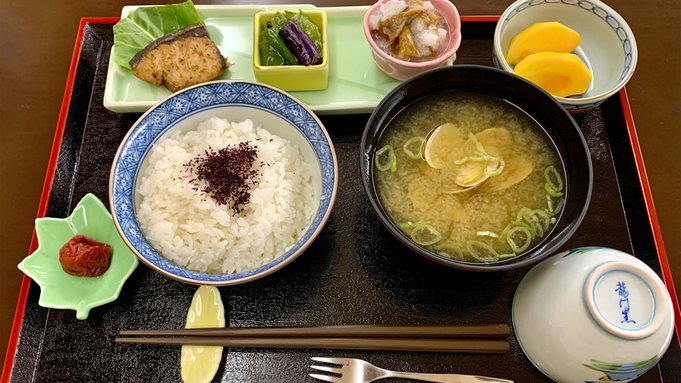 【直前割】《朝食付10％OFF！》地元食材の美味しい軽朝食♪自慢の尻焼き温泉☆24時間入浴可能